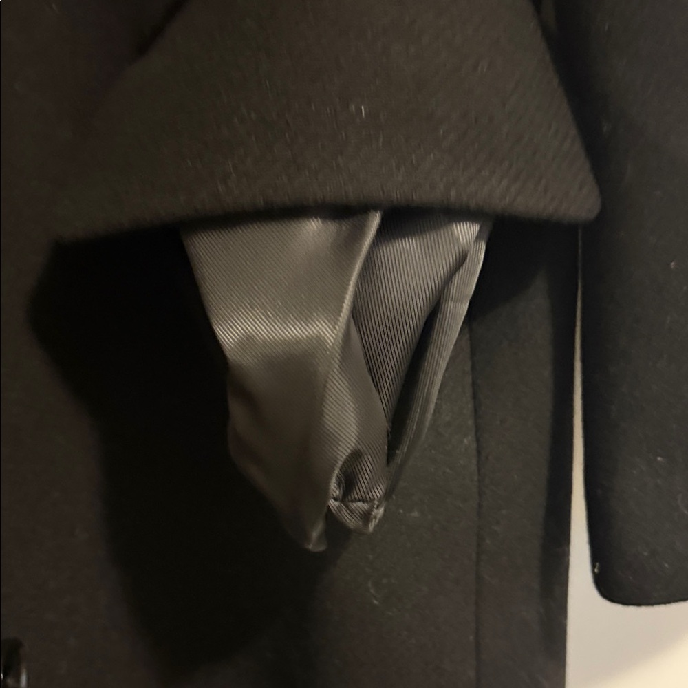 Elegant Black Women's Coat from MANGO - Picture 15 of 16